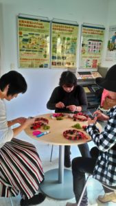 出張クリスマスリース教室