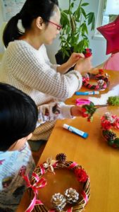 出張クリスマスリース教室