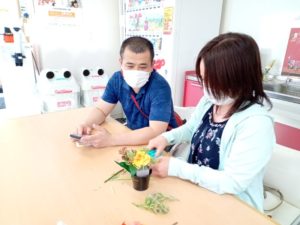 イベント出張フラワーアレンジメント教室