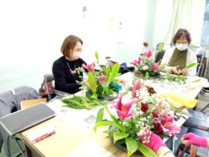 出張フラワーアレンジメント教室