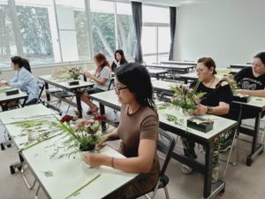 イベント出張フラワーアレンジメント教室